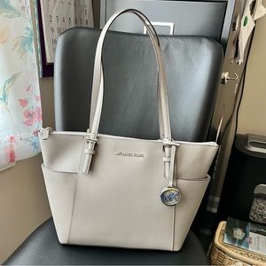 Micheal Kors MK Marilyn Medium Tote Bag 💼